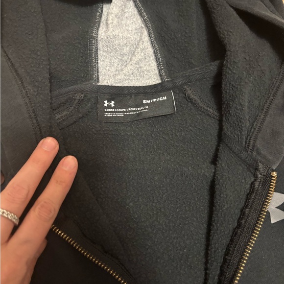 Under Armour Sweater - Picture 3 of 4